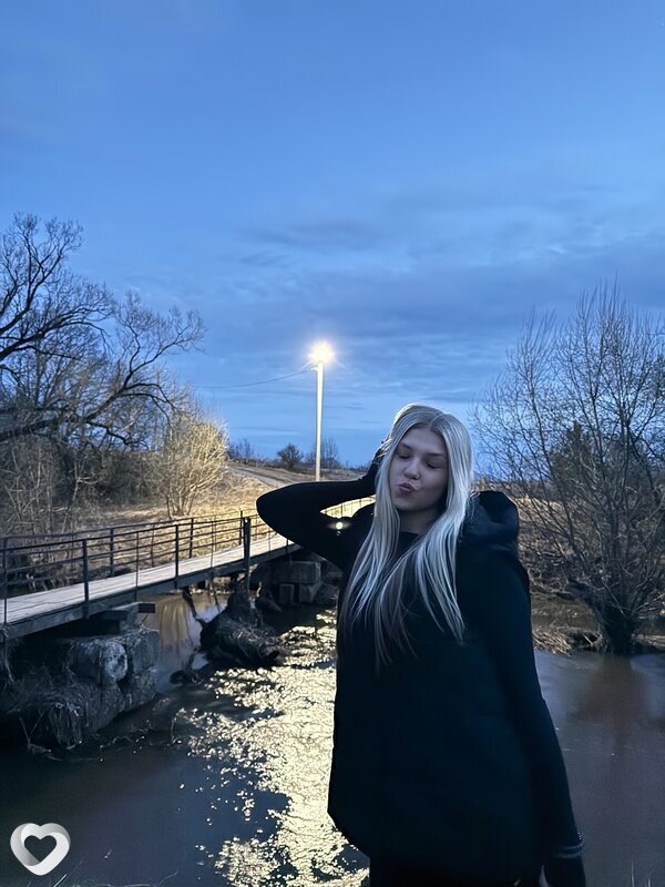 Снежана, 18, Александрове — анкета №4187772