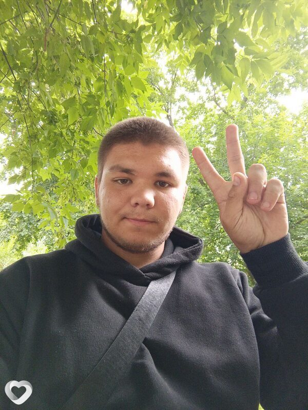 Антон, 18, Новосибирске — анкета №4187929