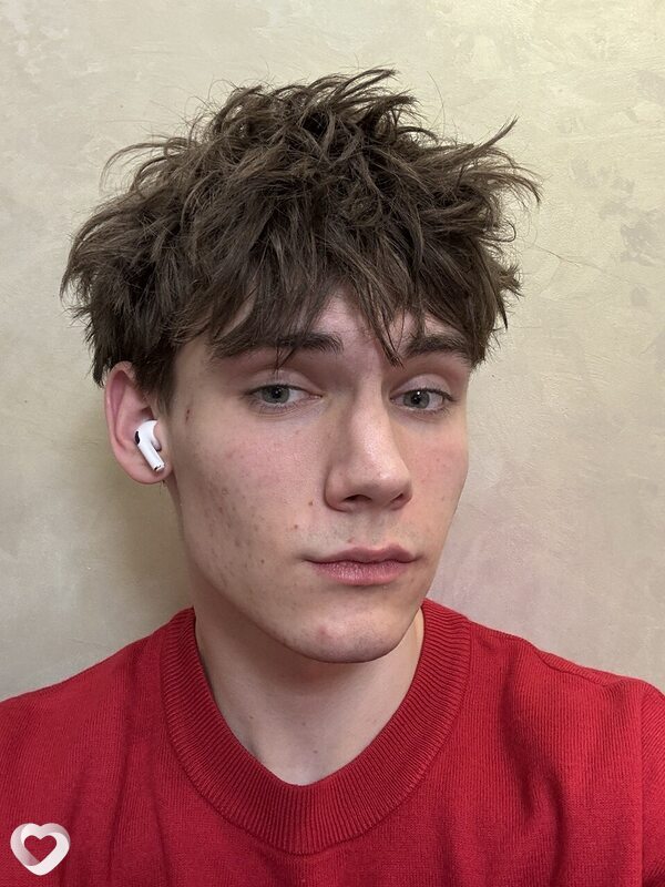 Максим, 18, Минске — анкета №4188055