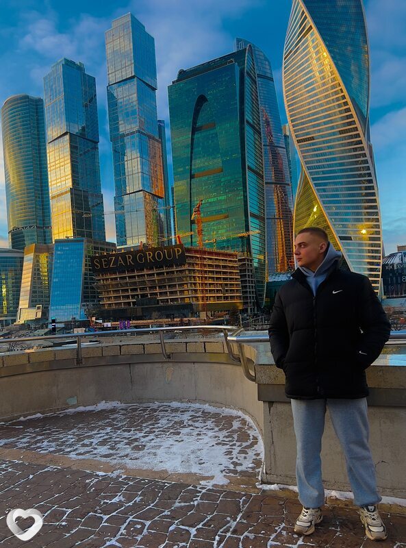 Антон, 22, Хабаровске — анкета №4188470