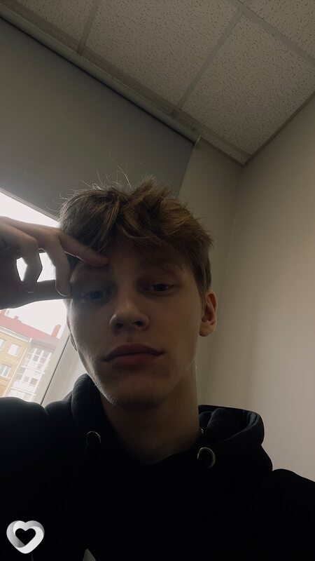 Андрей, 19, Тюмени — анкета №4190581