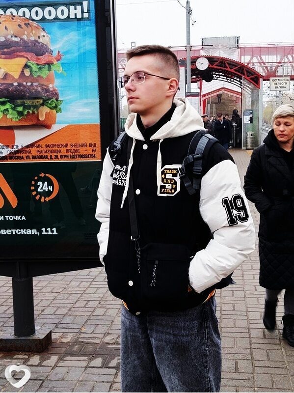 Игорь, 19, Серпухове — анкета №4190633