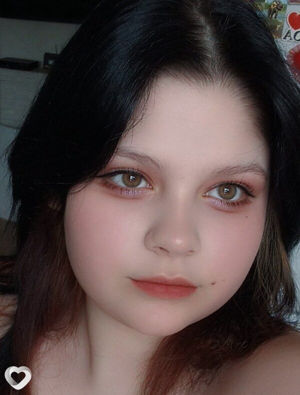 Катерина, 19, Красноярске — анкета №4192178