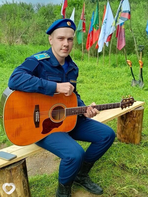 Леонид, 21, Красноярске — анкета №4192332
