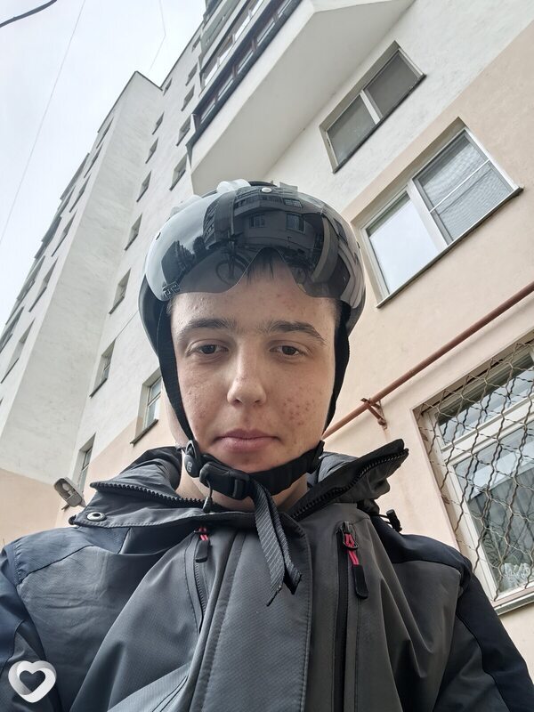 Александр, 18, Твери — анкета №4192402