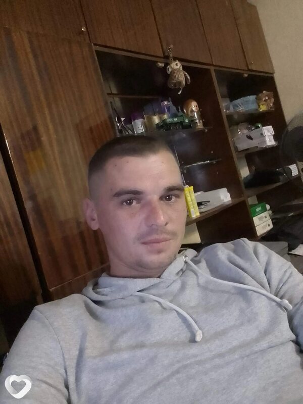 Дима, 29, Луганске — анкета №4192713