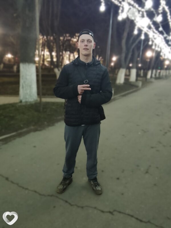 Даня, 19, Вологде — анкета №4195028