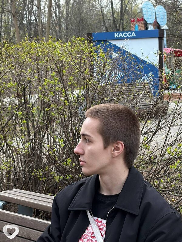 Валерий, 19, Новороссийске — анкета №4195192