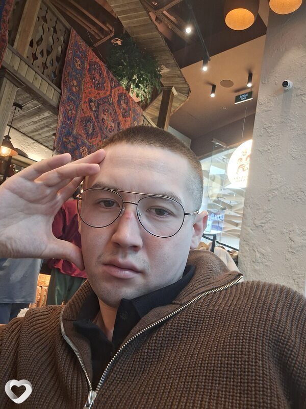 Артур, Губкинский