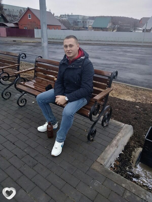 Артём, Товарково