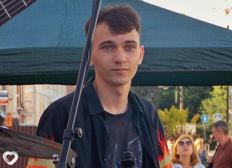 Евген, 21, Ульяновске — анкета №4198396