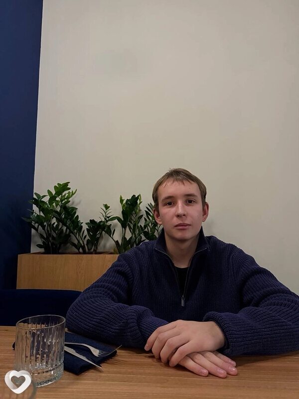 Влад, 20, Брянске — анкета №4199443