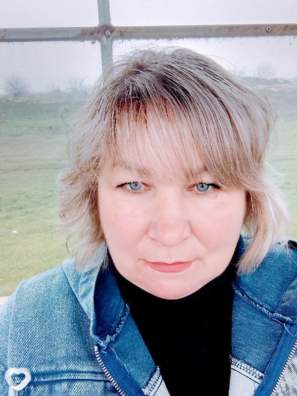 Елена, Саки