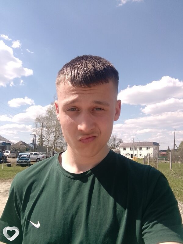 Denis, 18, Ульяновске — анкета №4201612
