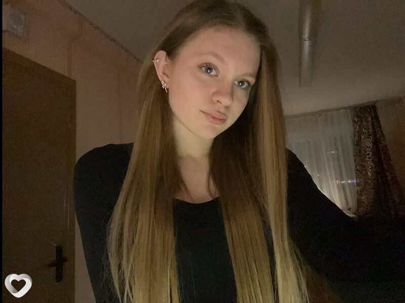 Лиза, 20, Минске — анкета №4202282