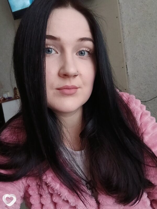Анна, 27, Красном Луче — анкета №4202317
