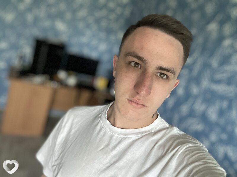 Кирилл, 21, Коломне — анкета №4202452