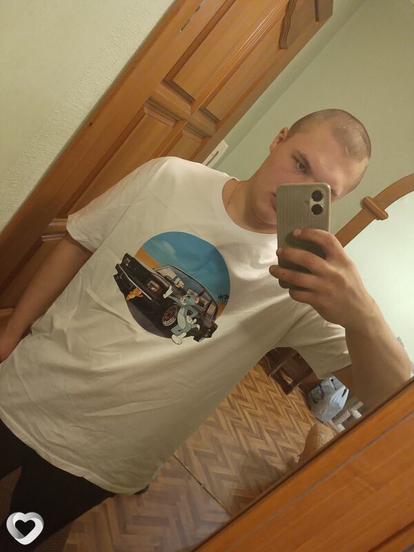 Александр, 18, Тюмени — анкета №4203684