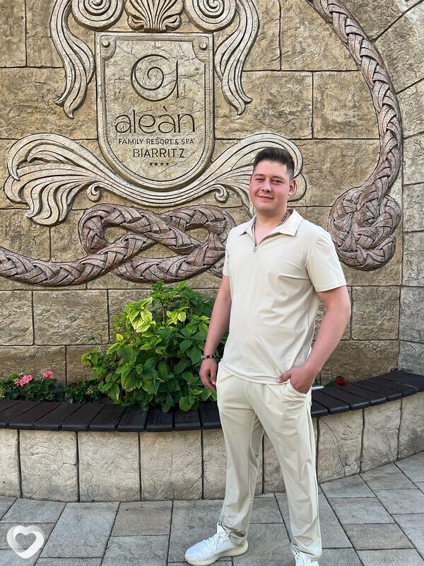 Владислав, 24, Макеевке — анкета №4202815