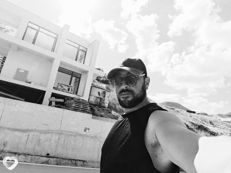 Artur, 32, Саках — анкета №4203615