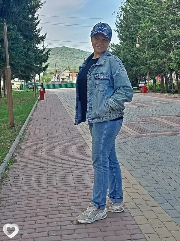 Анна, 41, Барнауле — анкета №4204491