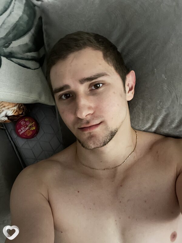 Михаил, 22, Красноярске — анкета №4205305