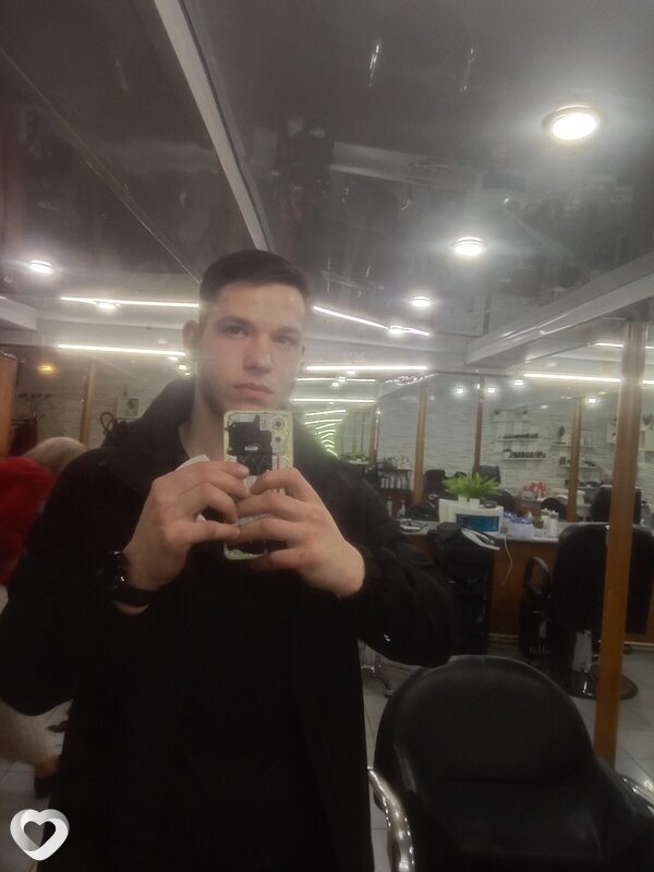Анатолий, 21, Астрахани — анкета №4208362