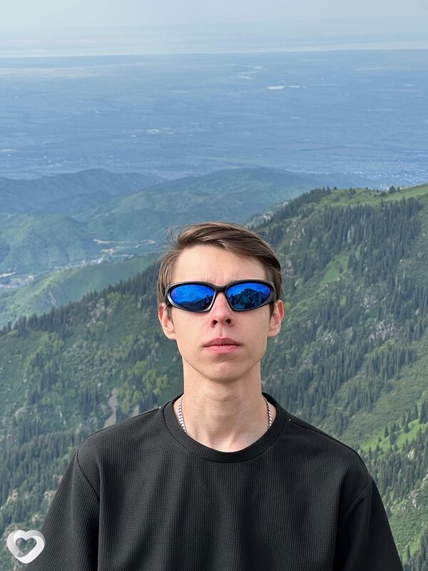 Vitalik, 18, Алматы — анкета №4208094