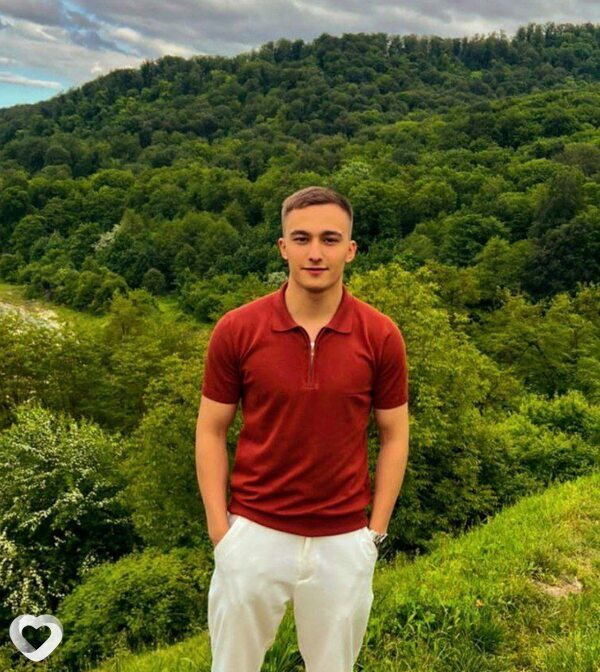 Марат, 20, Геленджике — анкета №4207982