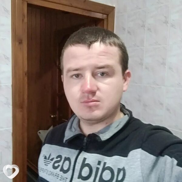 Юра, 35, Ровно — анкета №4208204