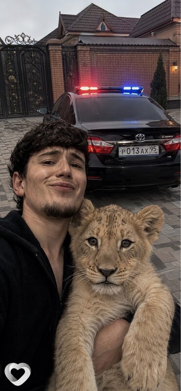 Рустам, 21, Москве — анкета №4208468