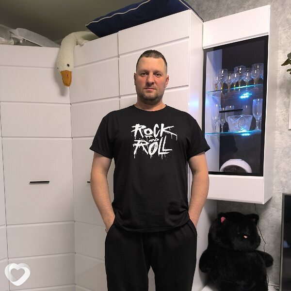 Максим, 41, Железногорске — анкета №4208755