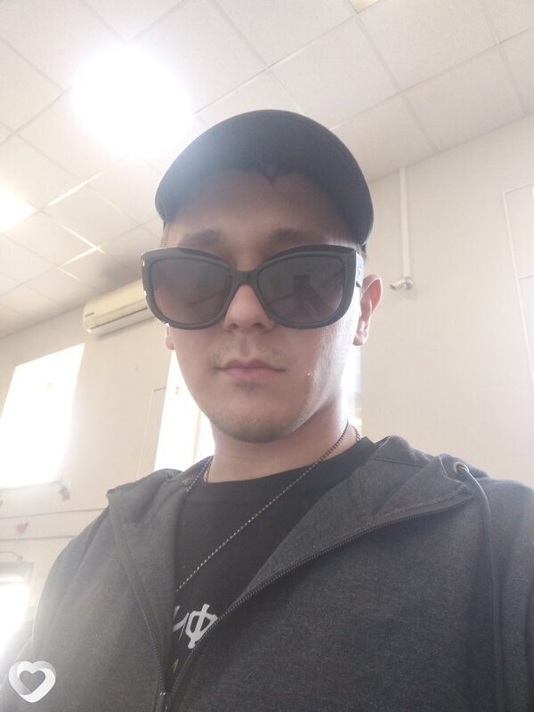 Дмитрий, 25, Азове — анкета №4208767