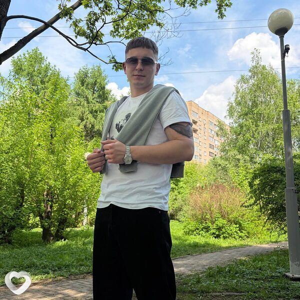 Влад, 25, Москве — анкета №4209325