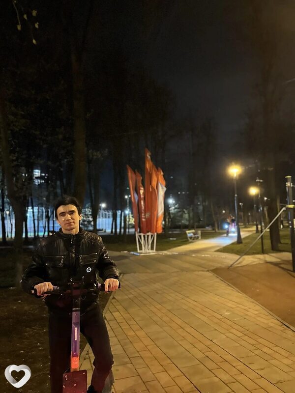Шахзод, 25, Москве — анкета №4210654