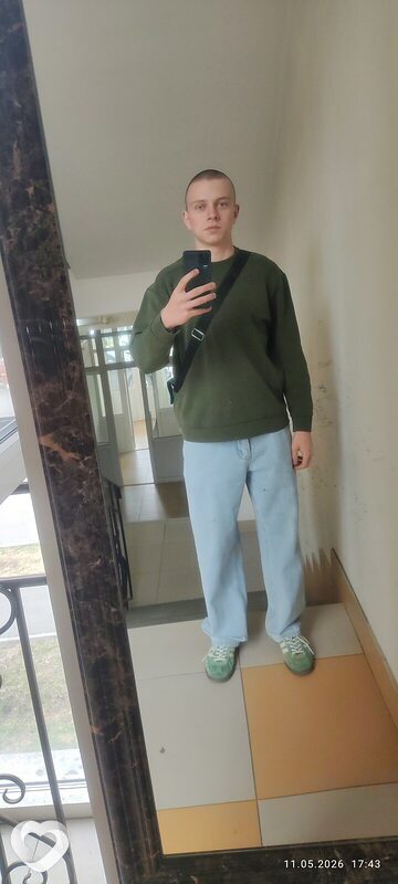 Даниил, 18, Абакане — анкета №4210942