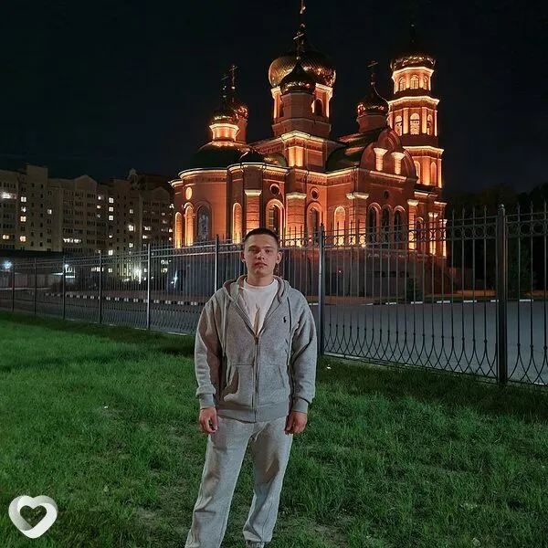 Станислав, 19, Барнауле — анкета №4211049