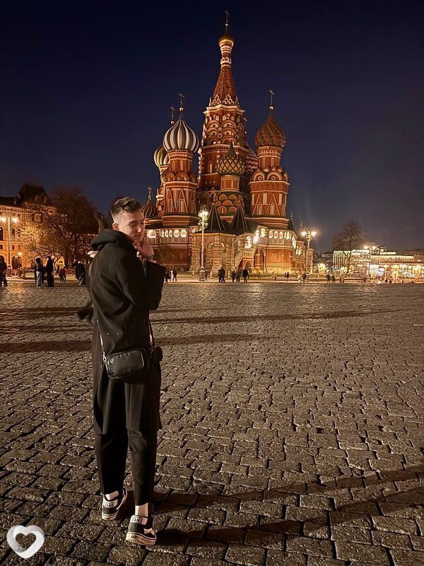 Артём, 19, Самаре — анкета №4212041