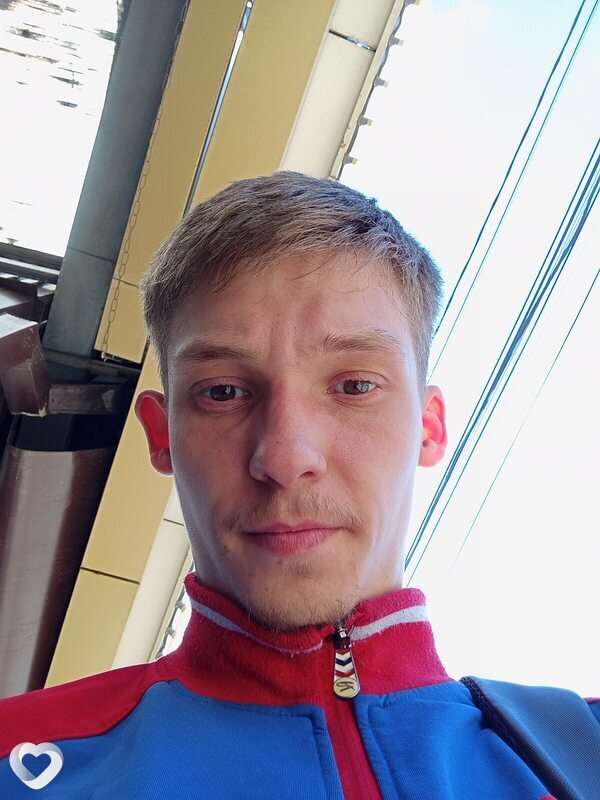 Михаил, 21, Иркутске — анкета №4212453