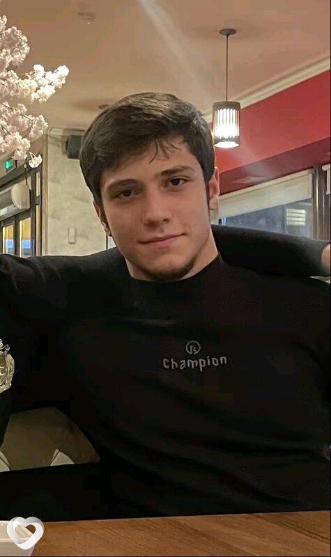 Олег, 26, Махачкале — анкета №4213304