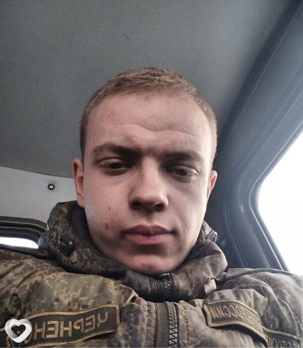 Антон, 21, Брянске — анкета №4213167
