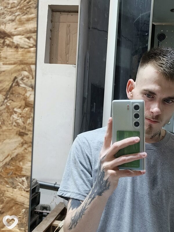Сергей, 21, Бердянске — анкета №4213629