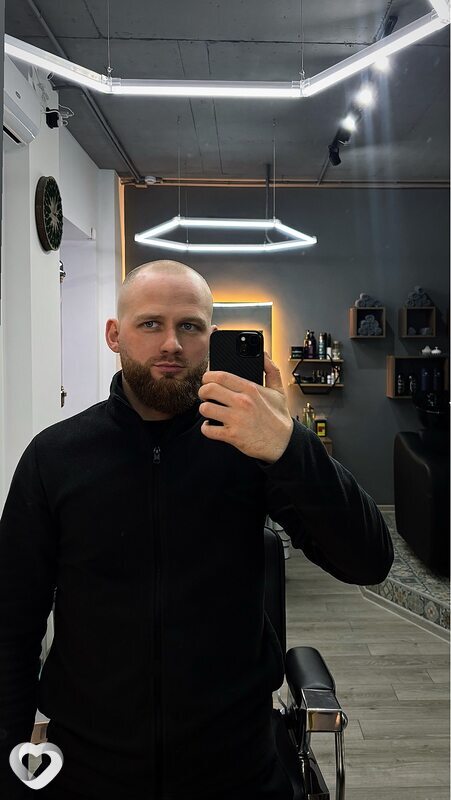 Антон, 28, Екатеринбурге — анкета №4214340
