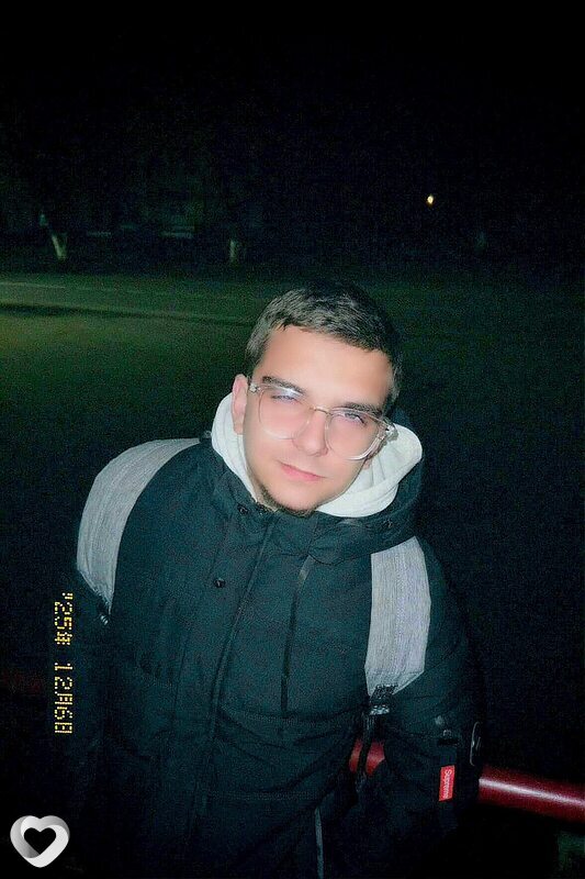 Дмитрий, 18, Гомеле — анкета №4214697