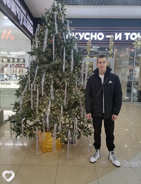 Даниил, 21, Курске — анкета №4214721
