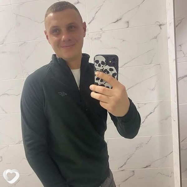 Andriu, Варшава