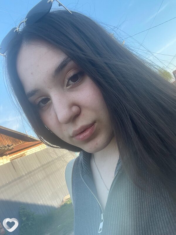 Алена, 21, Энгельсе — анкета №4215884
