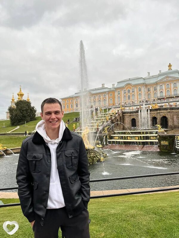 Михаил, 21, Калининграде — анкета №4215707