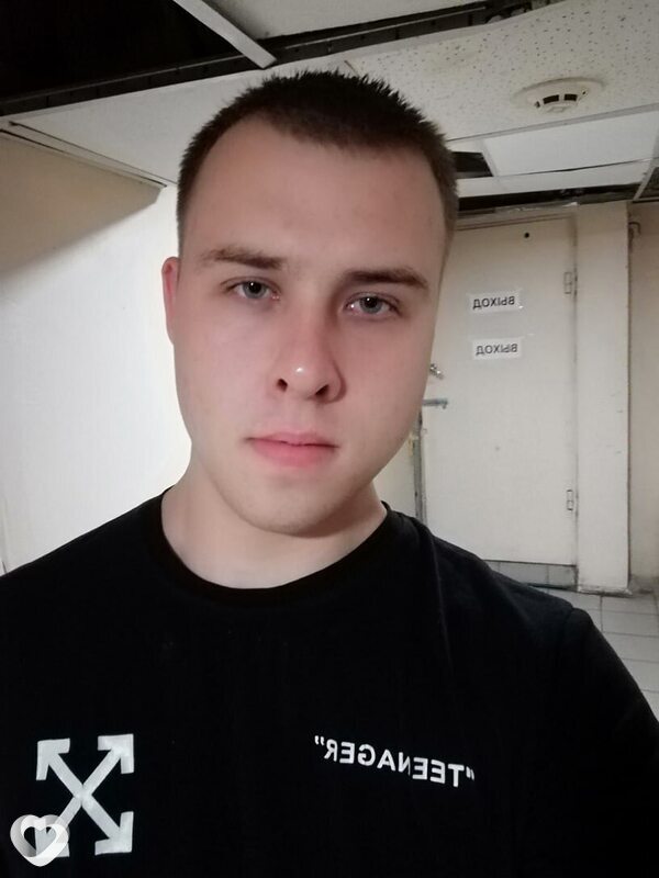 Денис, 25, Шахтах — анкета №4216627