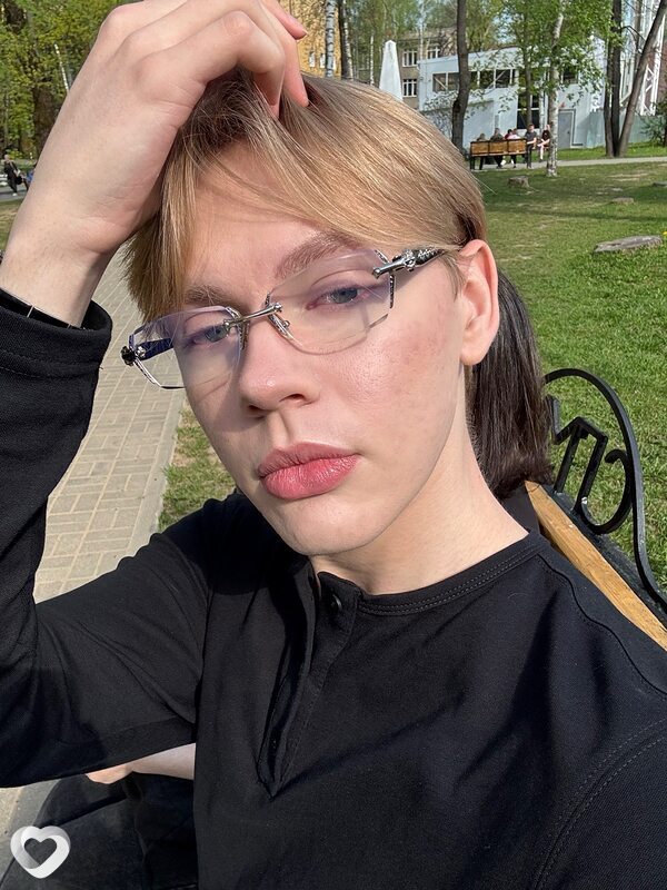 Артём, 20, Смоленске — анкета №4216922
